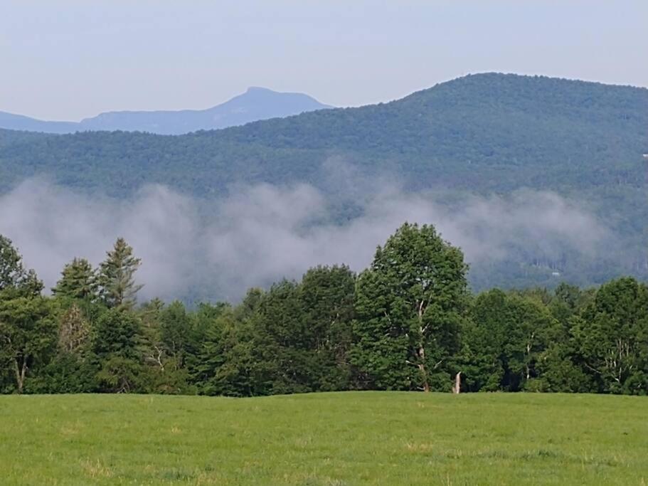 Spacious Country Retreat Close To Town And Nature, Sylvana Farm Vt مونبلييه المظهر الخارجي الصورة